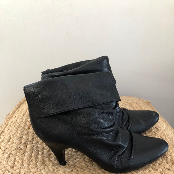 Steve Madden Shoes - Steve Madden ankle booties